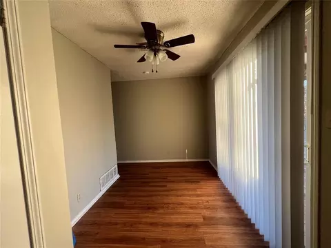 Living - 1220 E Brooks St, Norman, OK 73071 photo 4 of 4