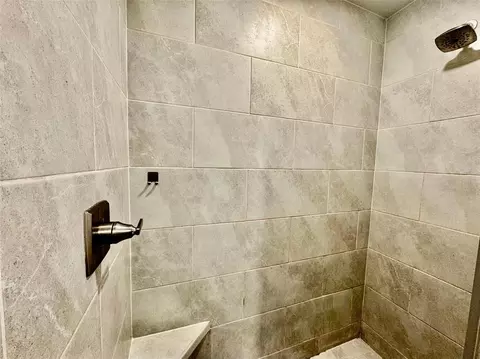 Bath - 8416 Rainier St, Edmond, OK 73034 photo 1 of 7