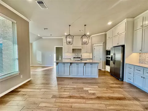 Kitchen - 8416 Rainier St, Edmond, OK 73034 photo 1 of 7