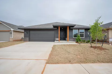 10645 SW 18th St, Yukon, OK 73099