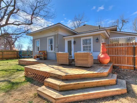 Exterior - 502 SW 5th St, Tuttle, OK 73089 photo 9 of 13