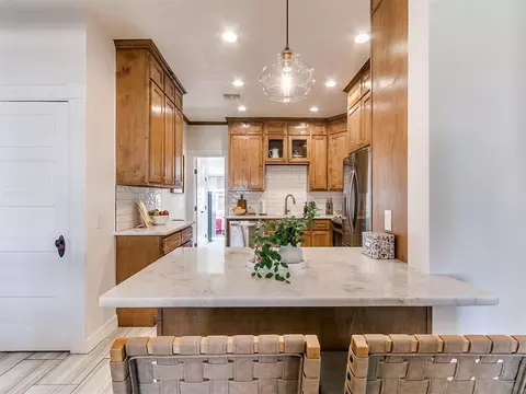 Kitchen - 502 SW 5th St, Tuttle, OK 73089 photo 2 of 6