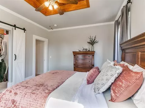 Bedroom - 502 SW 5th St, Tuttle, OK 73089 photo 5 of 5