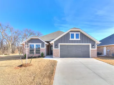 12200 Rockbed Dr, Yukon, OK 73099