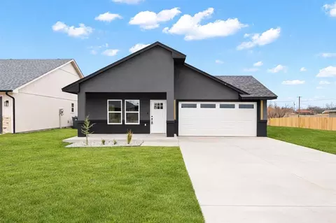 409 NW 116th St, Oklahoma City, OK 73114