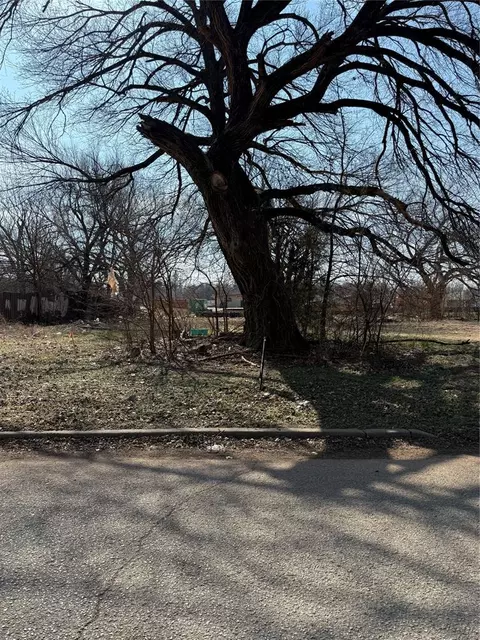 940 SE 14th St, Oklahoma City, OK 73129