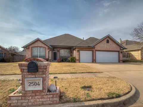 2504 Harrington Ct, Norman, OK 73069