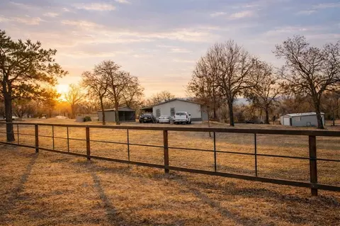 13624 Doe Rd, Moore, OK 73165
