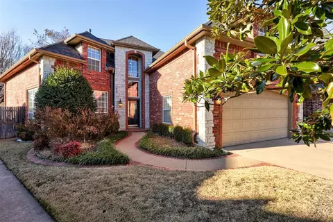 236 Olde Brook Ct, Norman, OK 73072