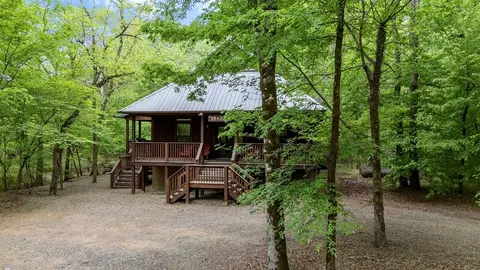 243 Deer Creek Trl, Broken Bow, OK 74728