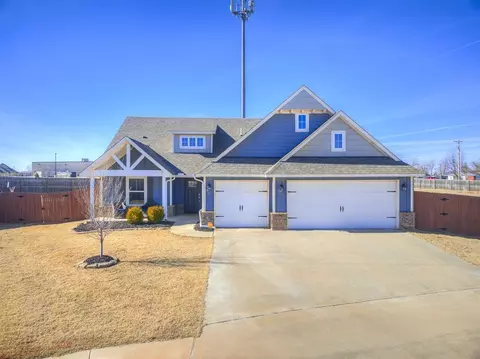 11129 SW 30th Cir, Yukon, OK 73099