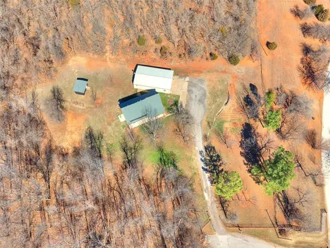View/Area - 18795 Wildhorse Ln, Harrah, OK 73045 photo 2 of 5