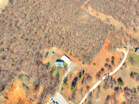 View/Area - 18795 Wildhorse Ln, Harrah, OK 73045 photo 3 of 5