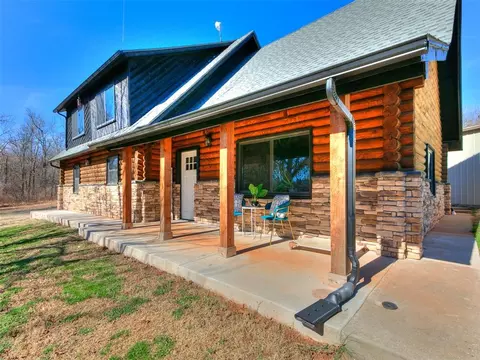 Exterior - 18795 Wildhorse Ln, Harrah, OK 73045 photo 1 of 7