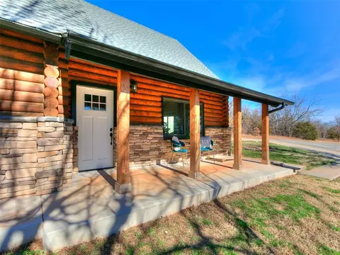 Exterior - 18795 Wildhorse Ln, Harrah, OK 73045 photo 2 of 7