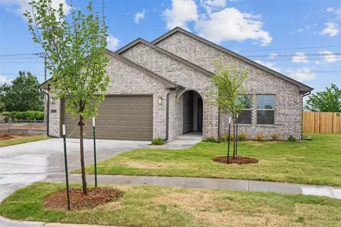 1305 SW 157th St, Moore, OK 73170