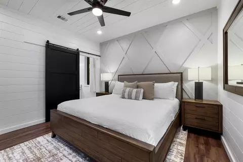 Bedroom - 703 Virginia Pine Pl, Broken Bow, OK 74728 photo 2 of 6