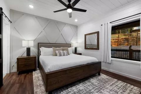 Bedroom - 703 Virginia Pine Pl, Broken Bow, OK 74728 photo 1 of 6