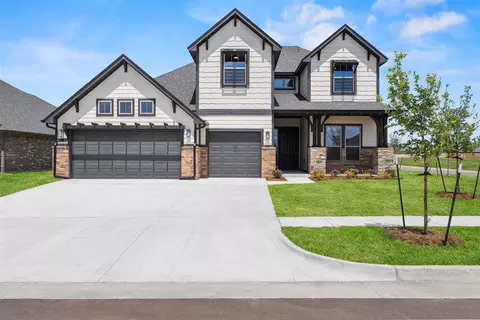 1401 SW 160th St, Moore, OK 73170