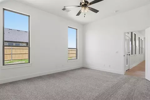 Bedroom - 1401 SW 160th St, Moore, OK 73170 photo 7 of 7