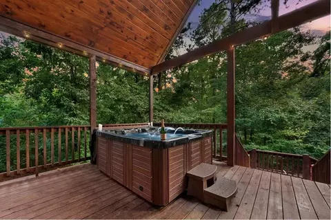 Exterior - 69 Eagle Mountain Trl, Broken Bow, OK 74728 photo 4 of 16
