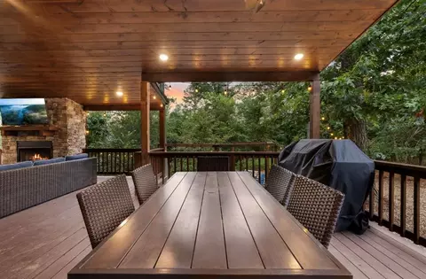 Exterior - 925 W Eagle Mountain Trl, Broken Bow, OK 74728 photo 9 of 14