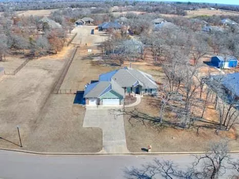 View/Area - 9400 Megans Way, Mcloud, OK 74851 photo 1 of 1