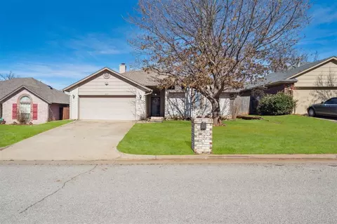 533 NW 170th St, Edmond, OK 73012