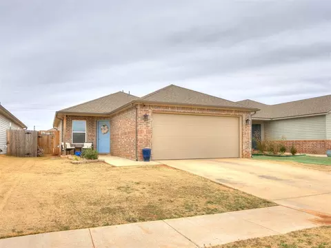 11812 Annette Pl, Yukon, OK 73099