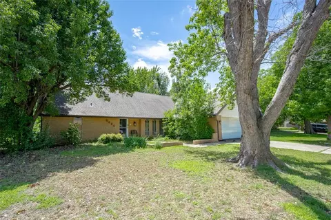 6404 Brentford Ter, Oklahoma City, OK 73132