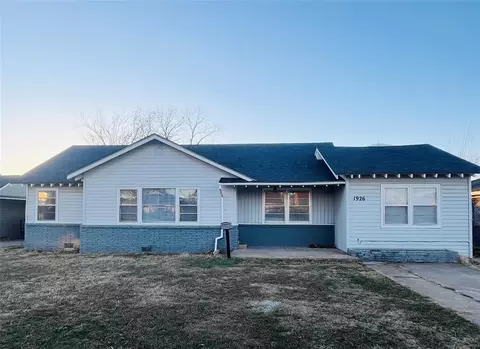 1926 N Market Ave, Shawnee, OK 74804