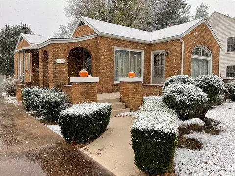 2105 W Broadway Ave, Enid, OK 73703