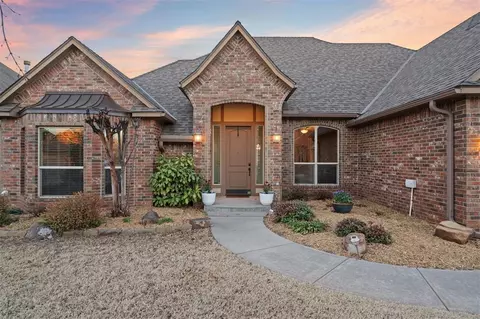 2712 Belmont Dr, Norman, OK 73072