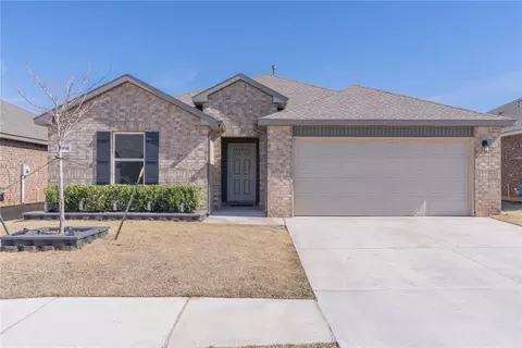 4116 Canyon Ridge Ln, Mustang, OK 73064