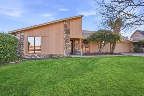 1224 Trail Dr S, Altus, OK 73521