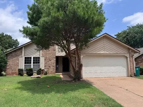 1037 NW 166th St, Edmond, OK 73012