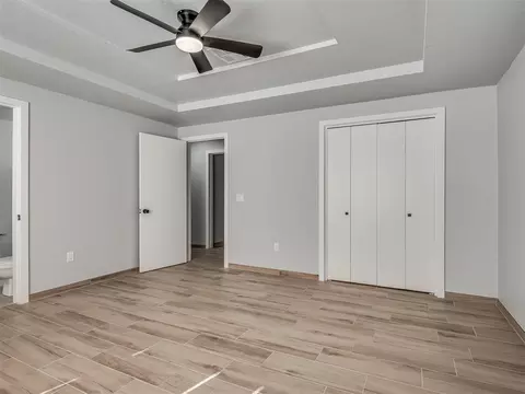 Bedroom - 809 SW 27th St, Moore, OK 73160 photo 2 of 3