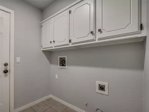 Other - 809 SW 27th St, Moore, OK 73160 photo 6 of 7