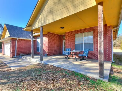 11521 Canyon Oaks Dr #14, Mcloud, OK 74851