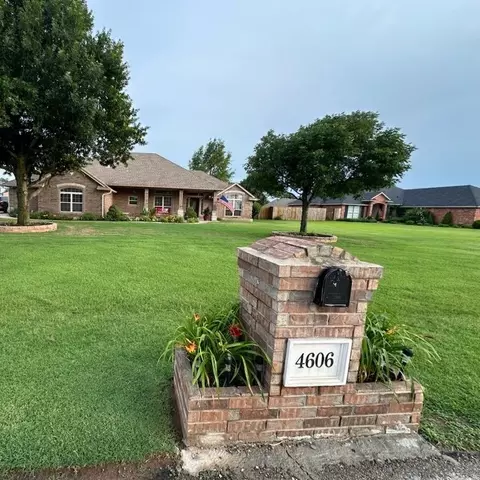 4606 Shoreside Dr, Tuttle, OK 73089