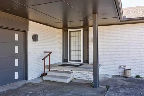 Exterior - 101284 S 3350 Rd, Mcloud, OK 74851 photo 1 of 1