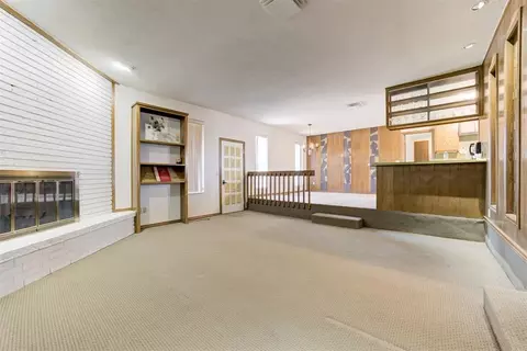 Living - 101284 S 3350 Rd, Mcloud, OK 74851 photo 2 of 2
