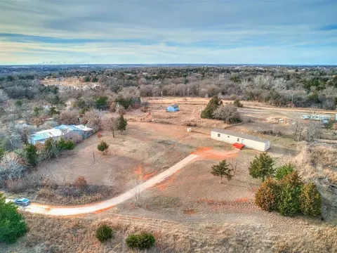 2650 Woodbury Pl, Guthrie, OK 73044