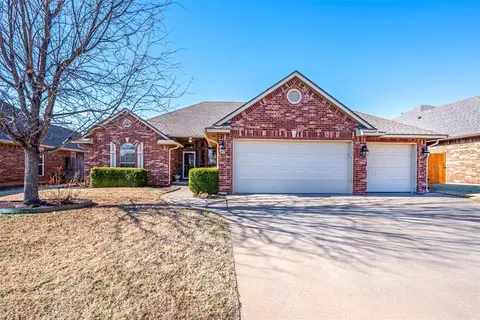 705 Ellsworth Ave, Yukon, OK 73099