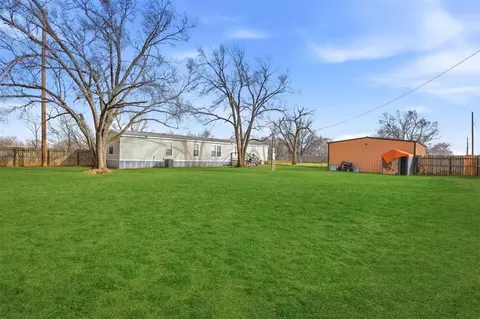 Exterior - 919 S Maple Ave, Erick, OK 73645 photo 6 of 6