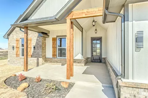 8571 Beth Ln, El Reno, OK 73036
