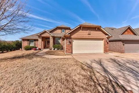 18501 Las Meninas Dr, Edmond, OK 73012