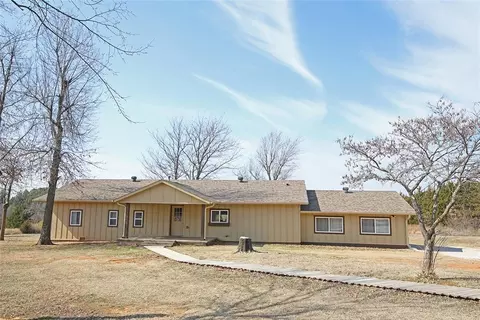 13310 Fishmarket Rd, Mcloud, OK 74851