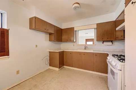 1900 N Timber Ave, Bethany, OK 73008 photo 14