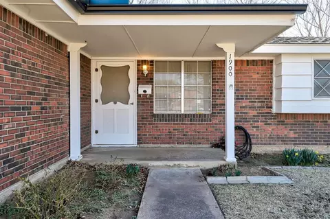 1900 N Timber Ave, Bethany, OK 73008 photo 5